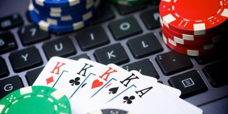 What types of games can I find on online casino sites